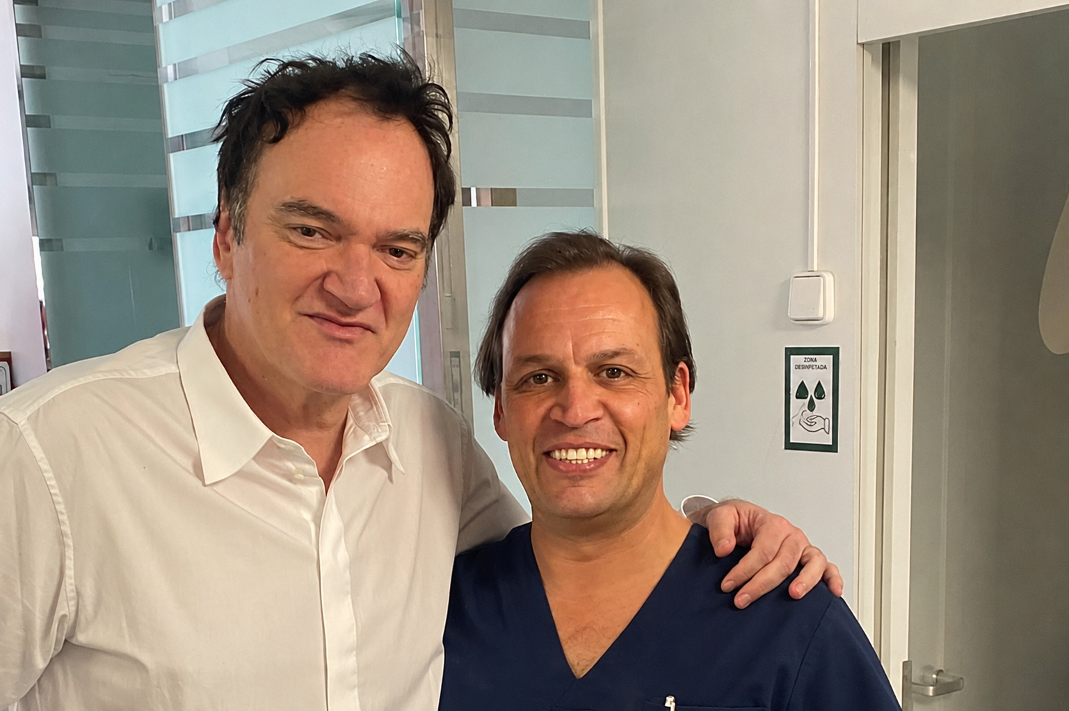 Quentin Tarantino visita al Dr.Victor Serra en Mollet